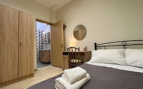 Private Modern Cozy House At The Center